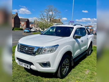 Used Nissan Navara 2017 for sale - 78325986: Photo