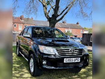 Used Toyota Hilux 2015 for sale - 78386284: Photo