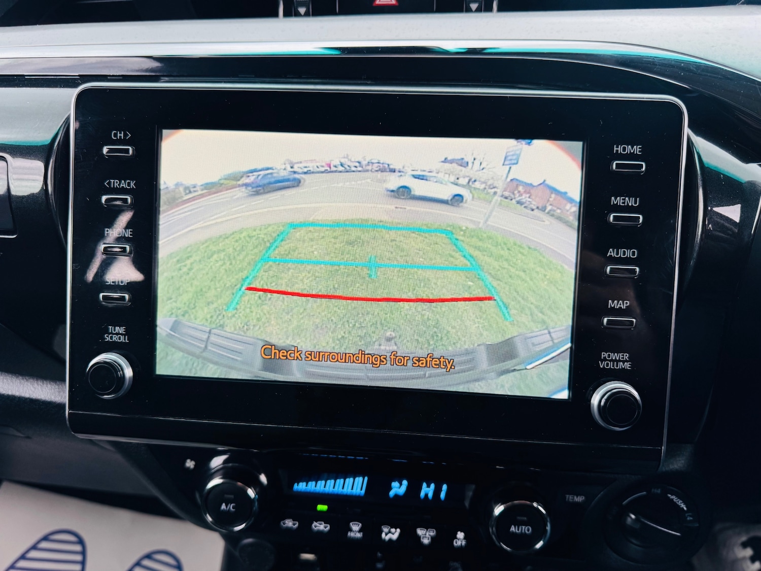 Used Toyota Hilux 2021 for sale - 78135141: Photo 4