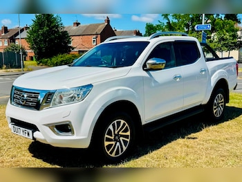 Used Nissan Navara 2017 for sale - 79083017: Photo