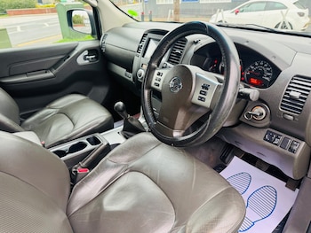 Used Nissan Navara 2014 for sale - 76289662: Photo