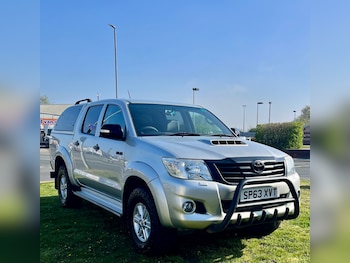Used Toyota Hilux 2013 for sale - 78367373: Photo