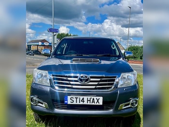 Used Toyota Hilux 2014 for sale - 78838896: Photo