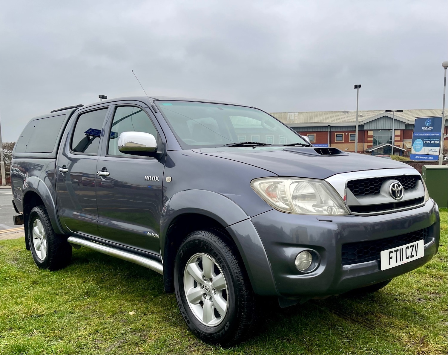 Used Toyota Hilux 2011 for sale - 77329328: Photo 10