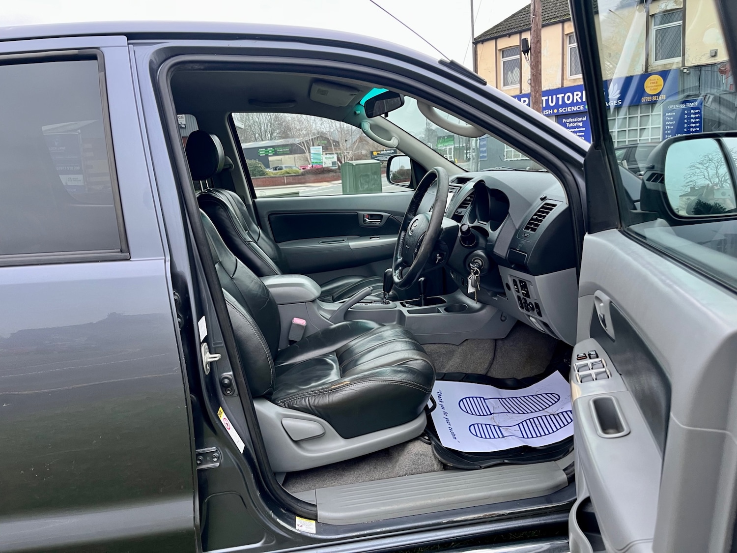 Used Toyota Hilux 2011 for sale - 77329328: Photo 13