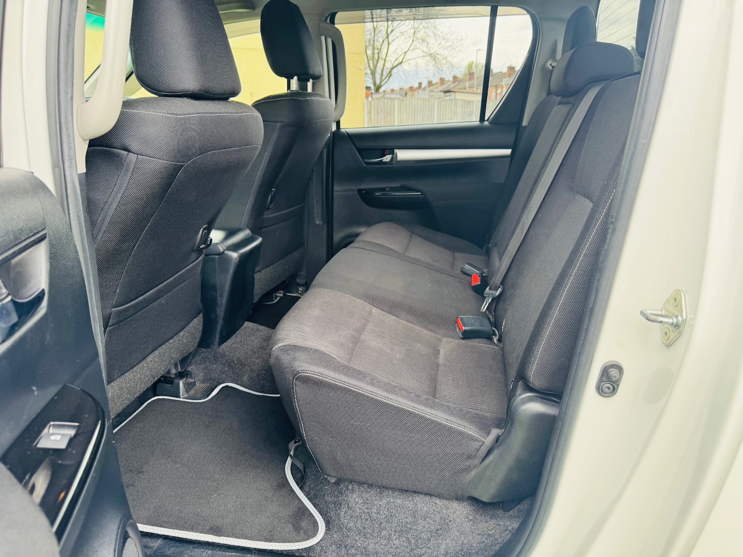 Used Toyota Hilux 2016 for sale - 78135097: Photo 10