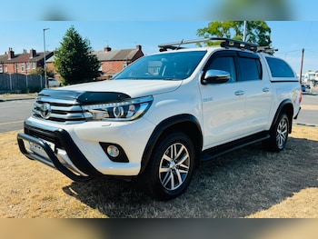 Used Toyota Hilux 2019 for sale - 79515587: Photo