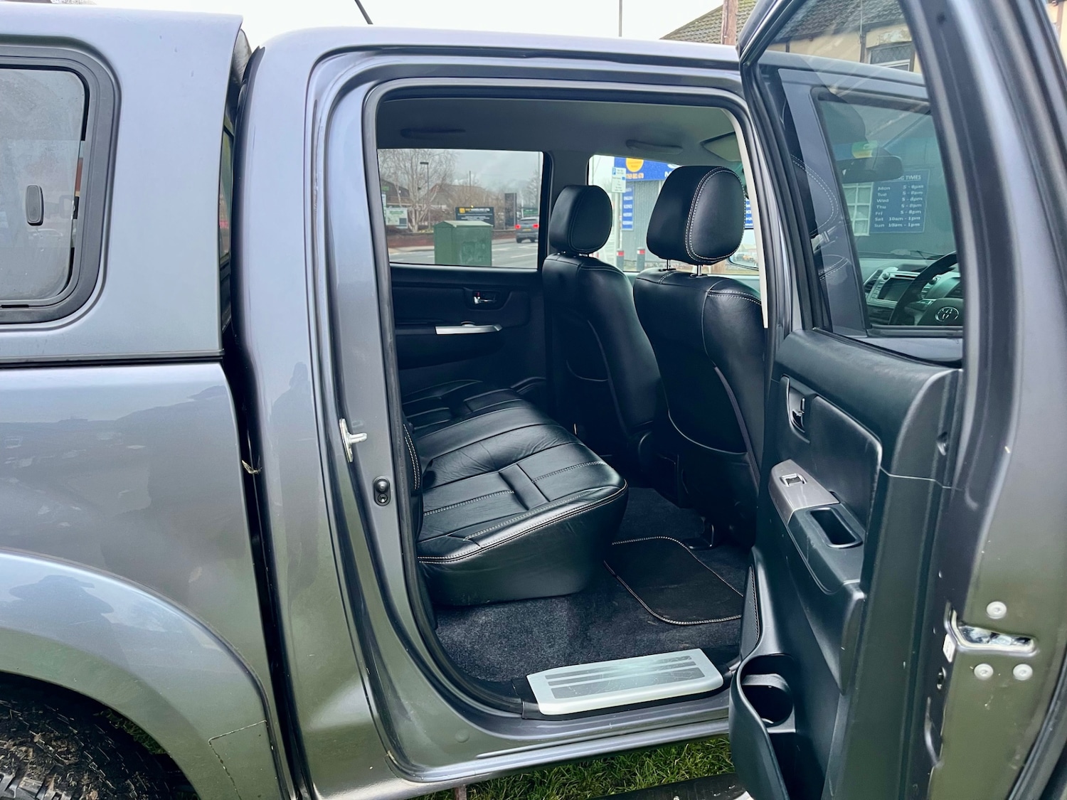 Used Toyota Hilux 2014 for sale - 77438594: Photo 11