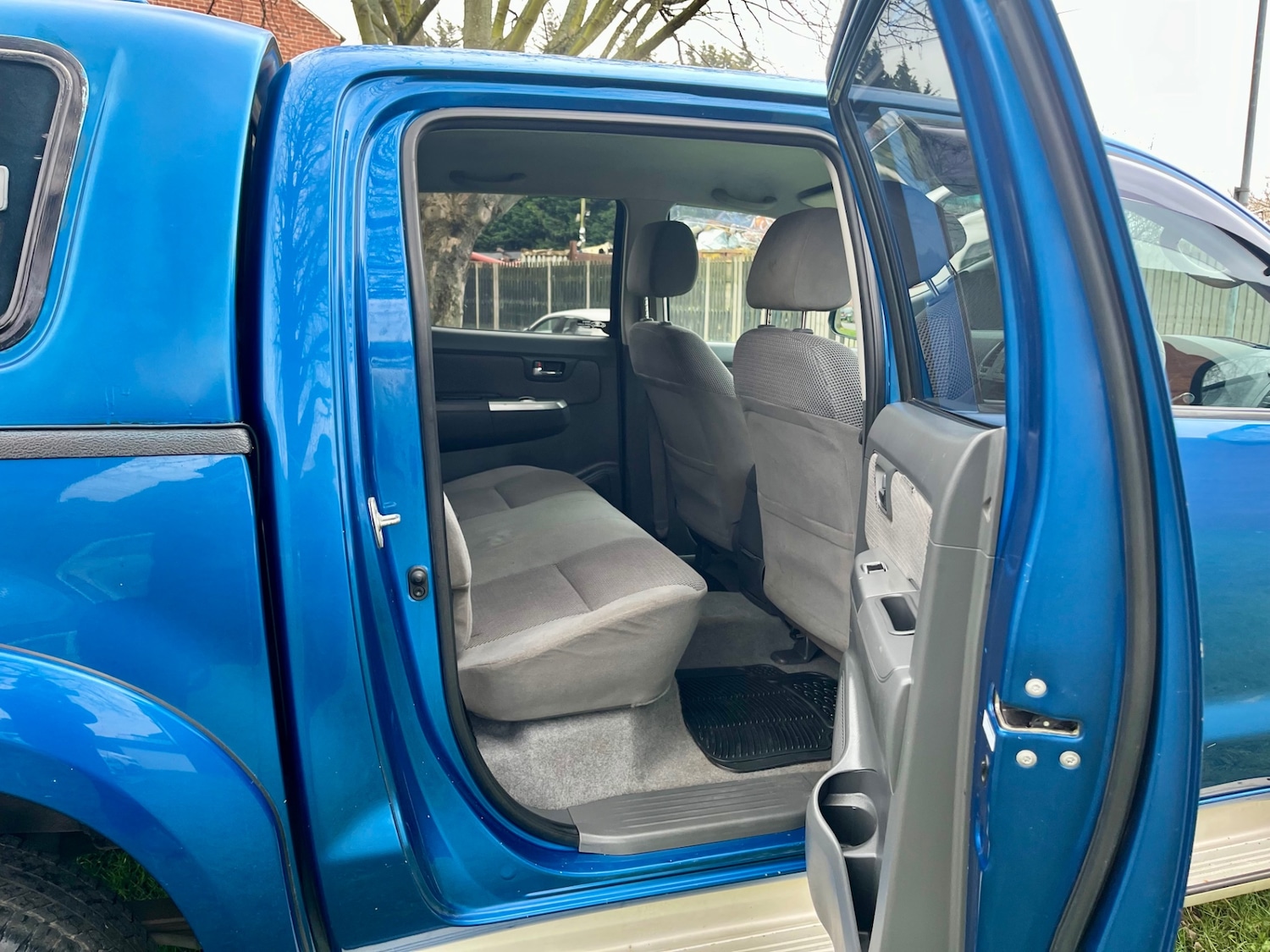 Used Toyota Hilux 2014 for sale - 77807330: Photo 11