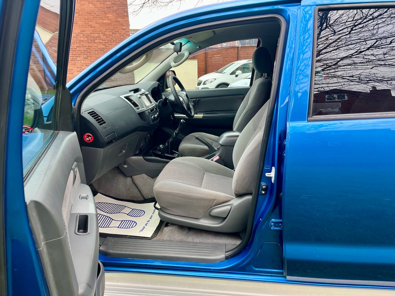 Used Toyota Hilux 2014 for sale - 77807330: Photo 12