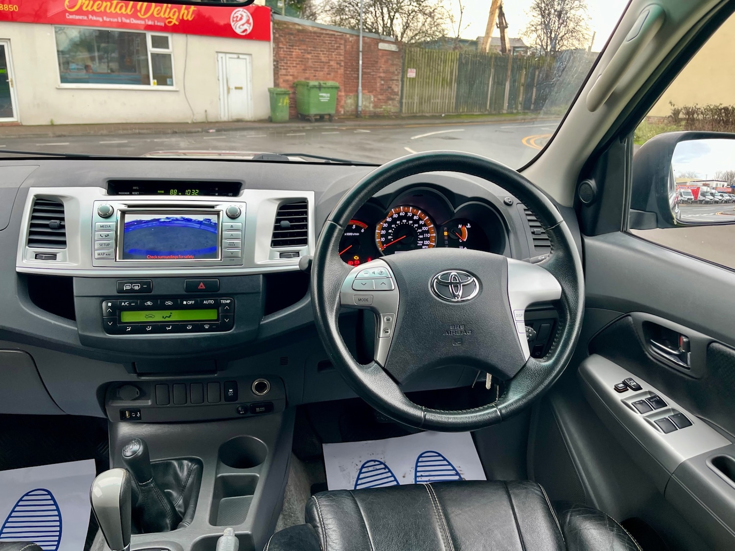 Used Toyota Hilux 2012 for sale - 76961208: Photo 12