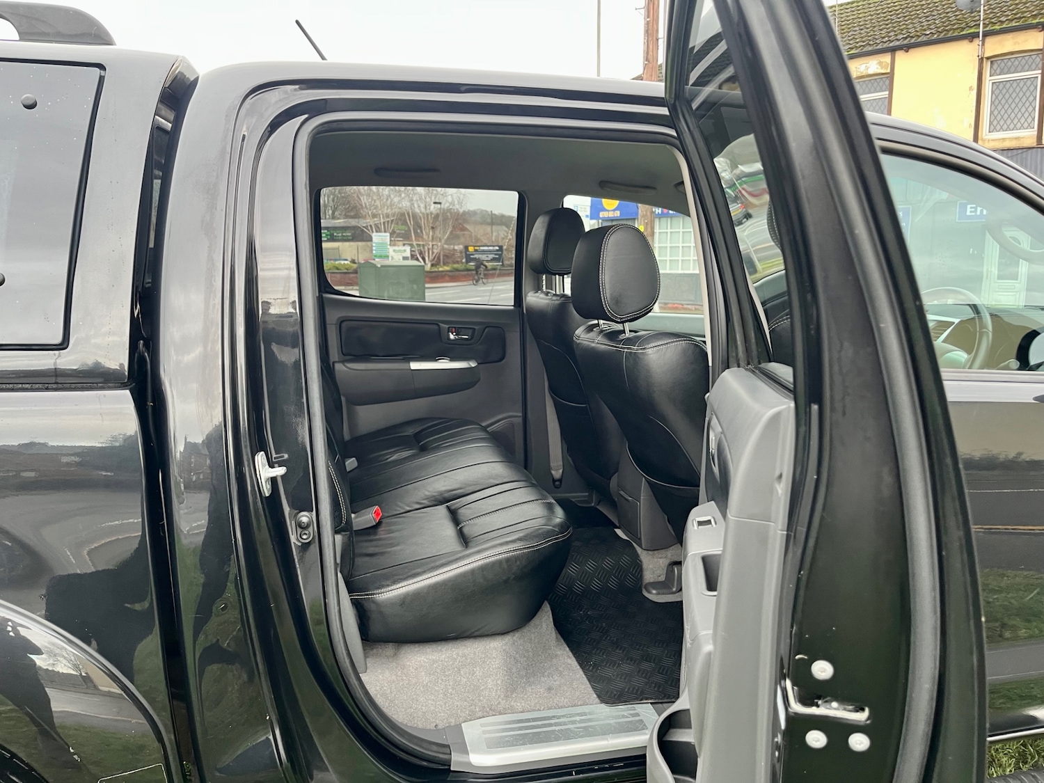 Used Toyota Hilux 2012 for sale - 76961208: Photo 9