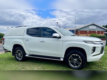 Mitsubishi - L200