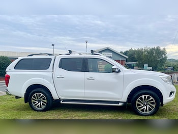 Nissan - Navara