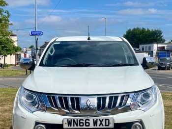Used Mitsubishi L200 2016 for sale - 74717700: Photo