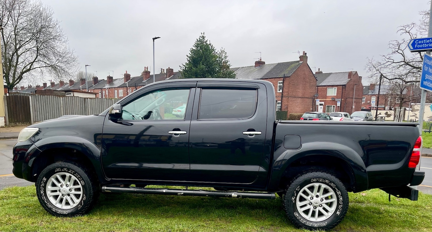 Used Toyota Hilux 2012 for sale - 77438600: Photo 3