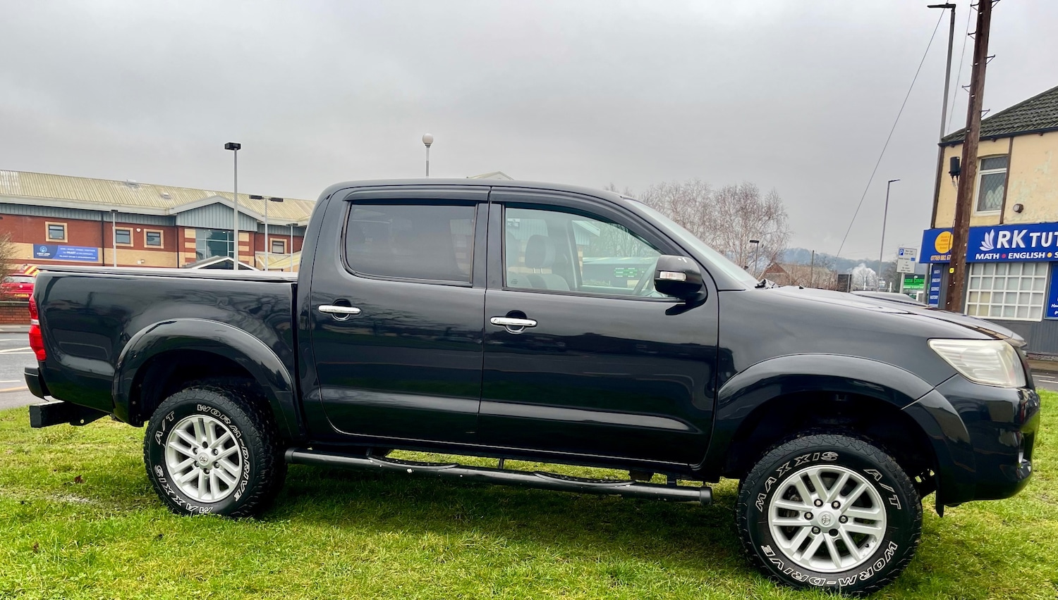 Used Toyota Hilux 2012 for sale - 77438600: Photo 9