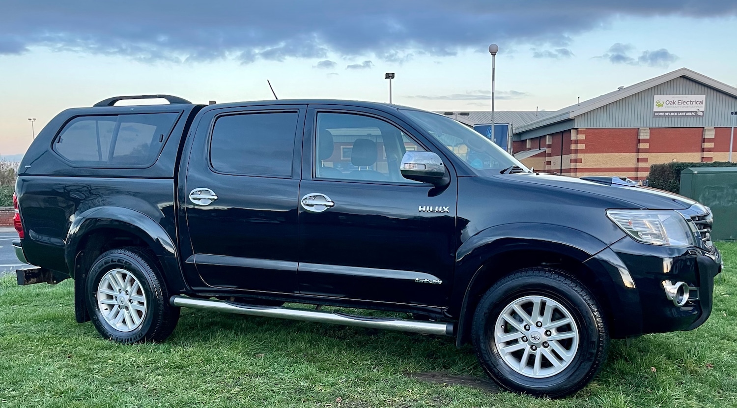 Used Toyota Hilux 2016 for sale - 76758798: Photo 1