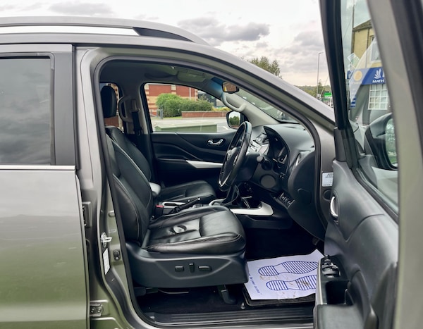 Used Nissan Navara 2018 for sale - 76316993: Photo 10