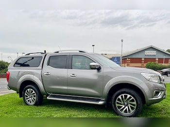 Used Nissan Navara 2018 for sale - 76316993: Photo