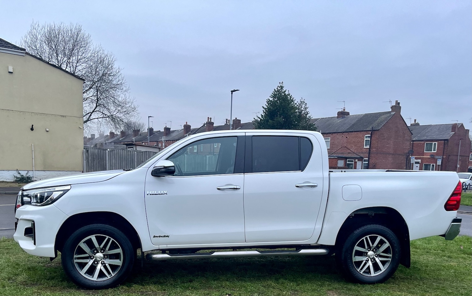 Used Toyota Hilux 2018 for sale - 77140882: Photo 4