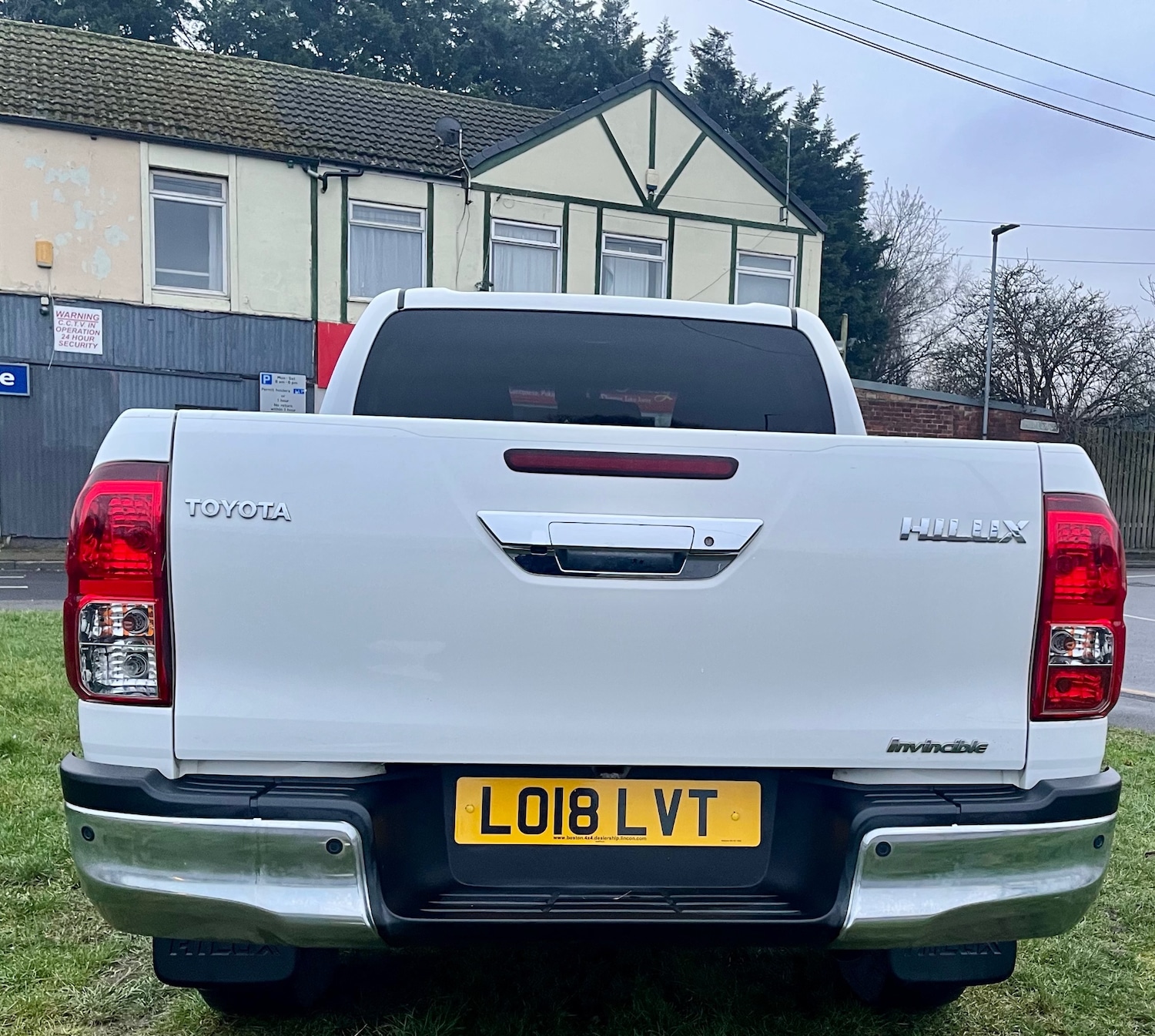 Used Toyota Hilux 2018 for sale - 77140882: Photo 8