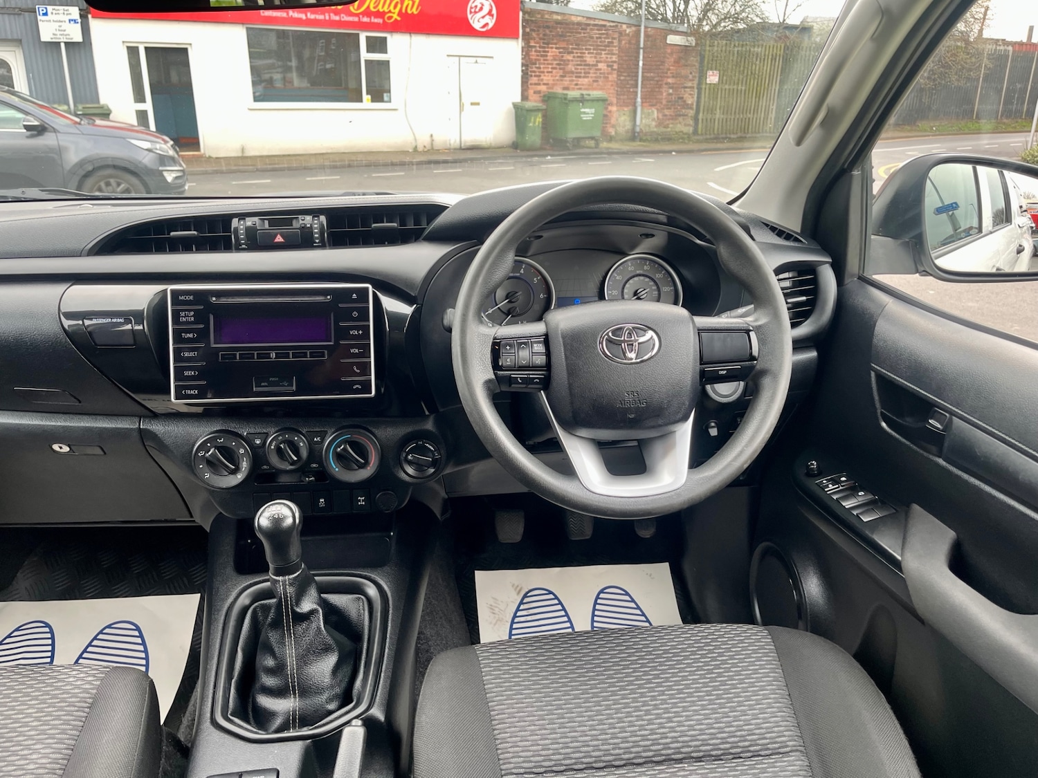 Used Toyota Hilux 2018 for sale - 77807239: Photo 16