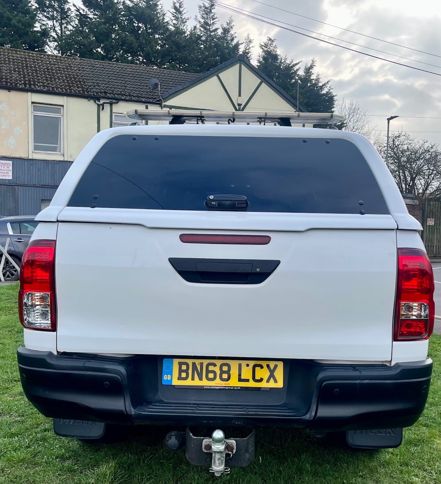 Used Toyota Hilux 2018 for sale - 77807239: Photo 7