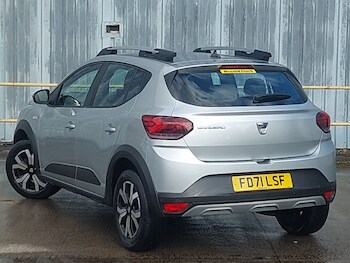Used Dacia Sandero Stepway 2022 for sale - 79214102: Photo