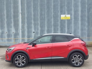 Used Renault Captur 2023 for sale - 78647373: Photo