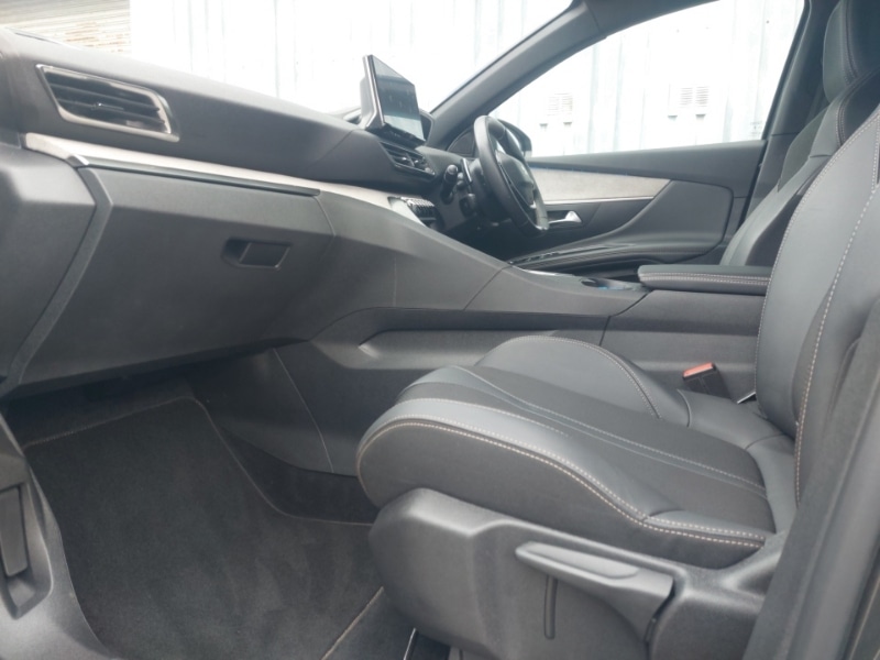 Used Peugeot 3008 2023 for sale - 75934085: Photo 5