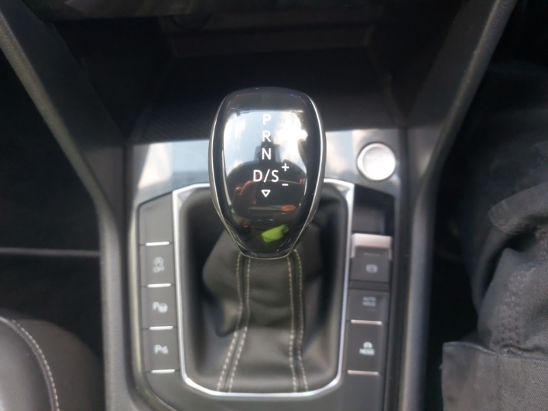 Used Volkswagen Tiguan 2021 for sale - 76537100: Photo 12