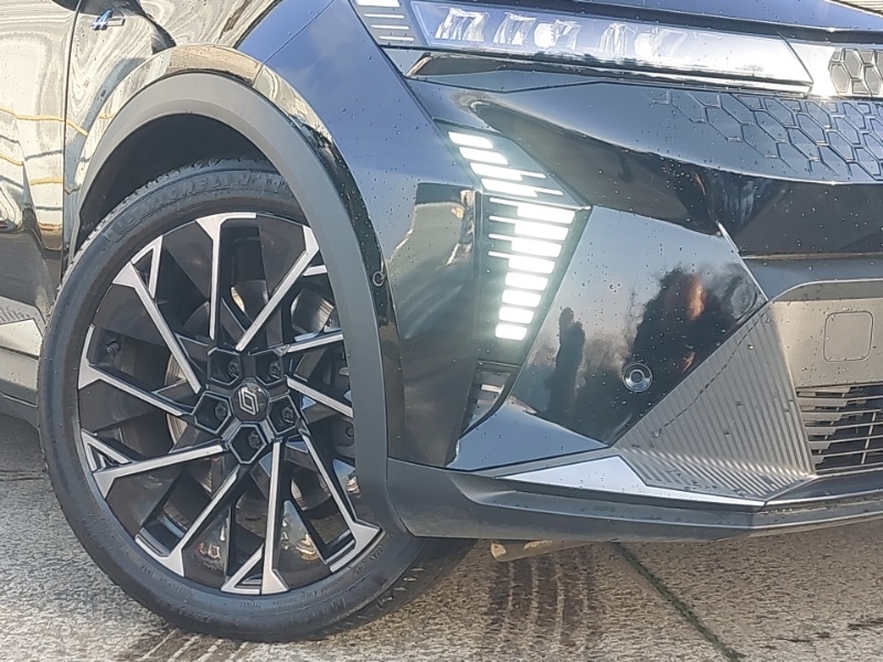 Used Renault Scenic E-Tech 2024 for sale - 77379782: Photo 9