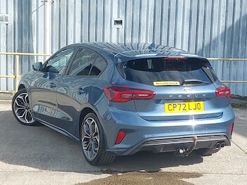 Used Ford Focus 2023 for sale - 78013124: Photo