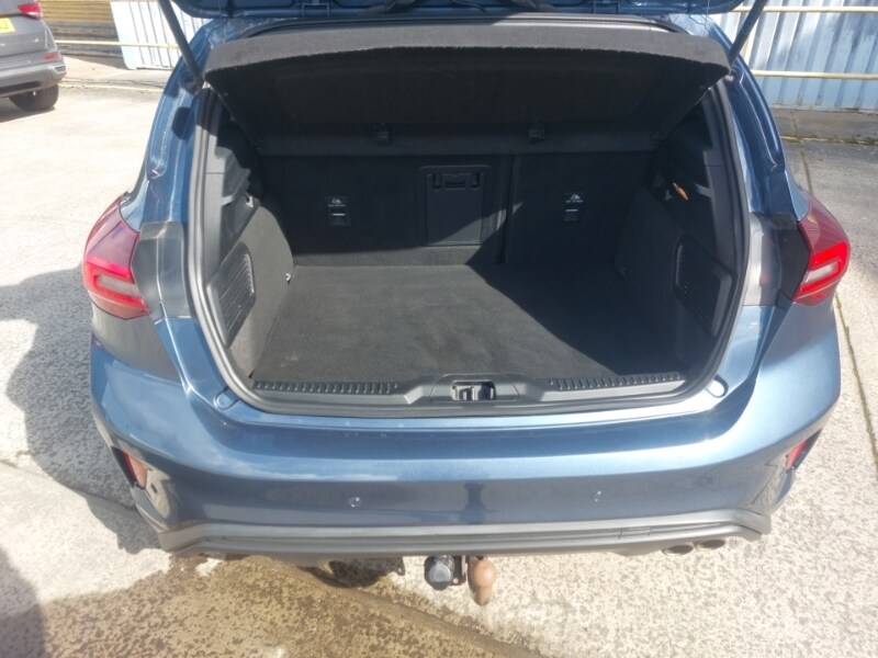 Used Ford Focus 2023 for sale - 78013124: Photo 8