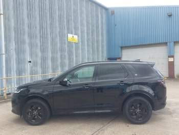 Used Land Rover Discovery Sport 2022 for sale - 79447479: Photo