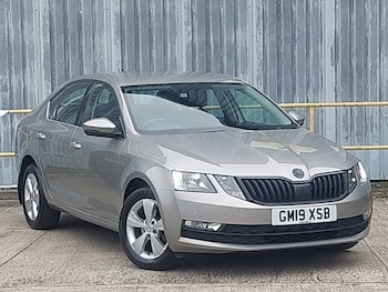Skoda - Octavia