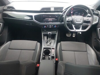 Used Audi Q3 2022 for sale - 77623259: Photo