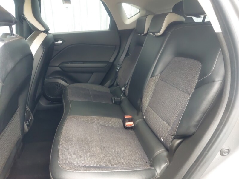 Used Renault Captur 2023 for sale - 77947602: Photo 6