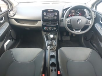 Used Renault Clio 2019 for sale - 77580057: Photo