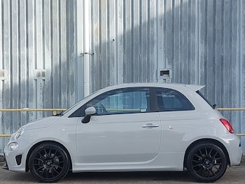 Used Abarth 595 2022 for sale - 76464853: Photo
