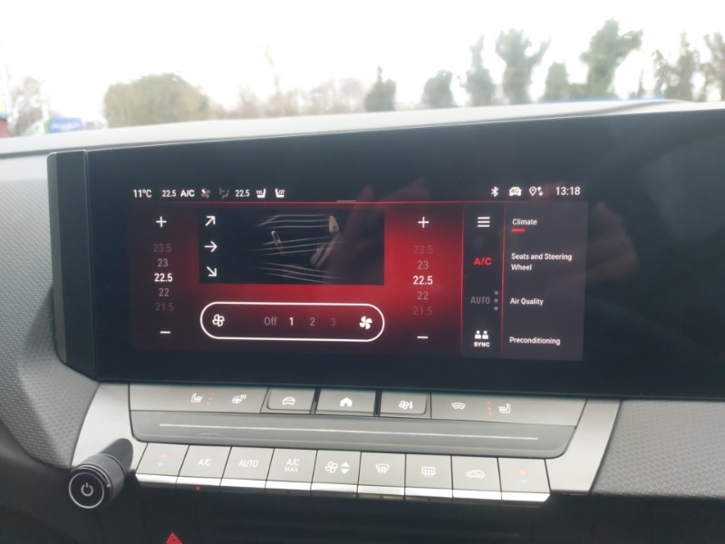 Used Vauxhall Astra 2024 for sale - 76897365: Photo 14