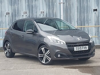 Peugeot 208 feature image