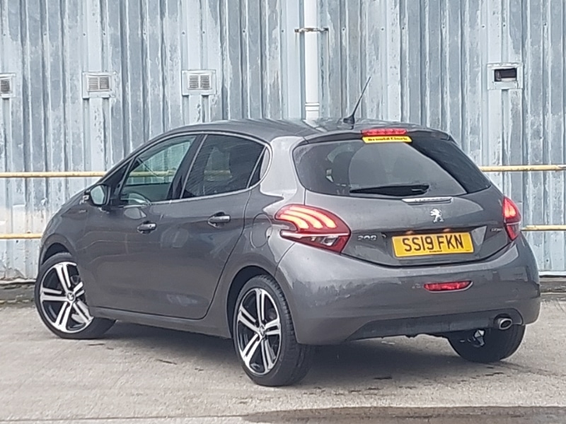 Used Peugeot 208 2019 for sale - 77657037: Photo 3
