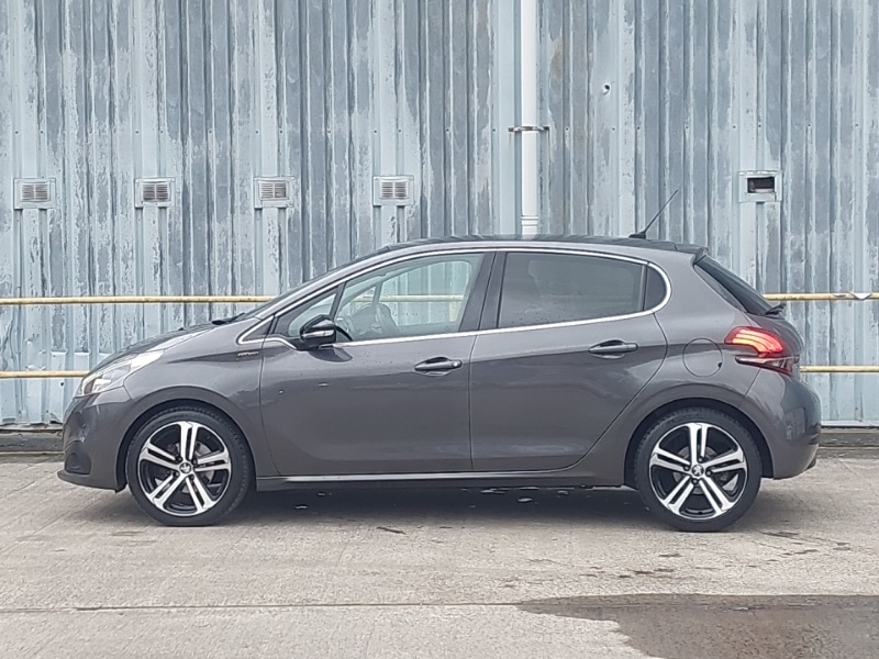 Used Peugeot 208 2019 for sale - 77657037: Photo 4