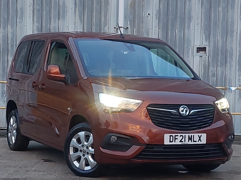 Used Vauxhall Combo Life 2021 for sale - 76471577: Photo 1
