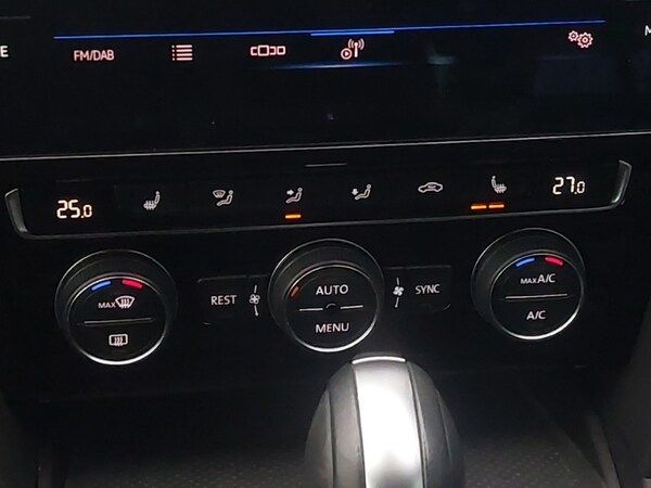 Used Volkswagen Passat 2020 for sale - 76258292: Photo 11