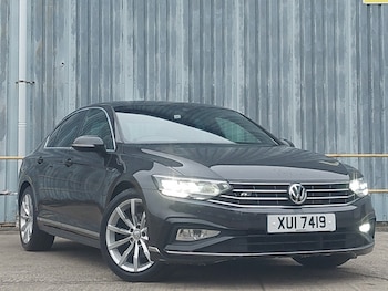 Volkswagen - Passat