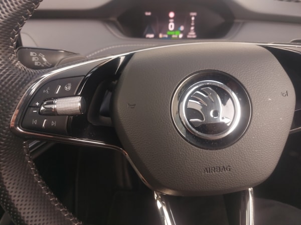 Used Skoda Enyaq 2023 for sale - 76053256: Photo 17