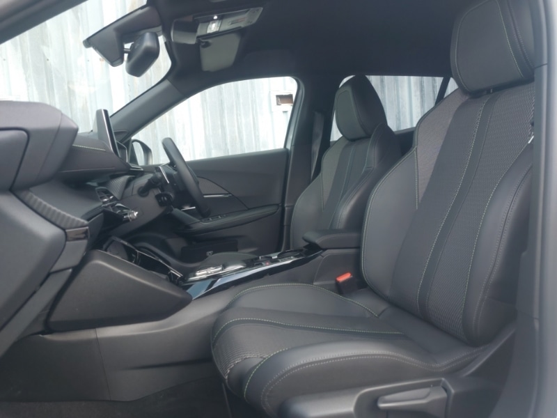 Used Peugeot 2008 2024 for sale - 76459765: Photo 5